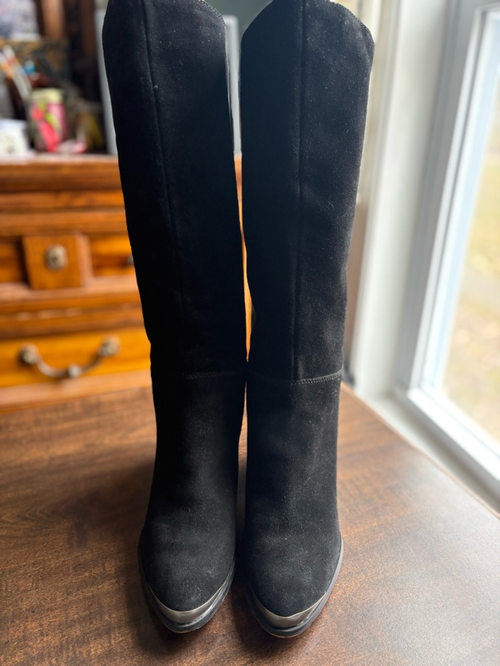 Chinese Laundry Invincible Black Suede Boots Size 6.5 Riding Minimal